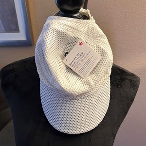 Lululemon NWT Race To Place Run Hat 2.0